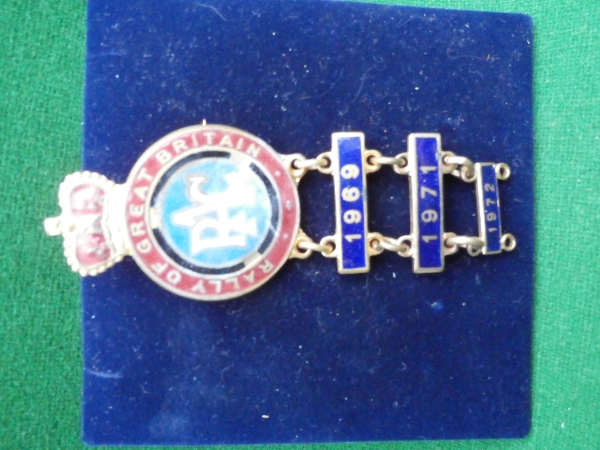 Picture of RAC rally of Great Britain competitors enamel lapel badge